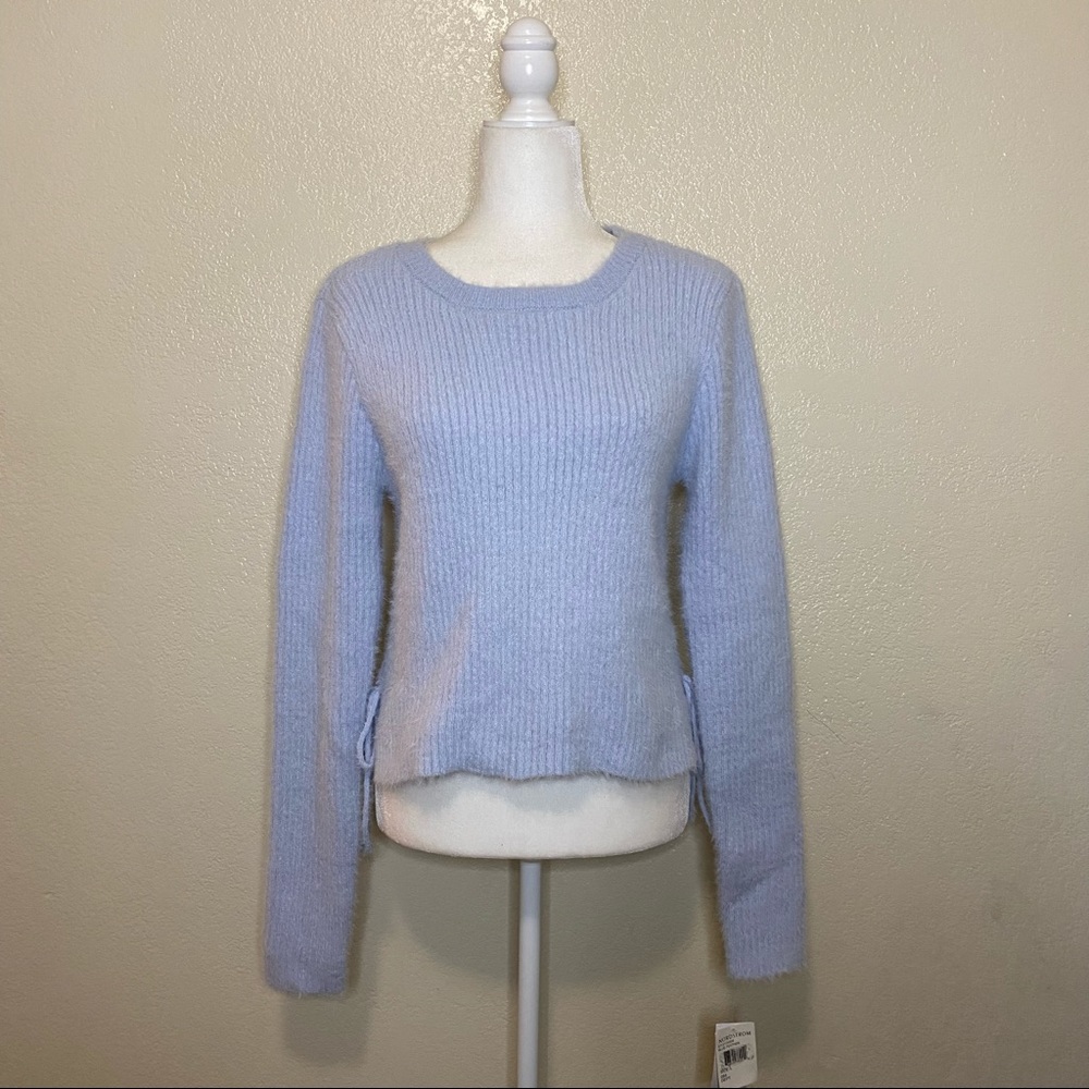 Ten Sixty Sherman Blue Feather Fuzzy Crew Neck Sweater Size Large NWT